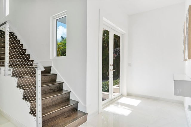 5 of 56 - 201 Atlantic Ave, Sunny Isles Beach, FL