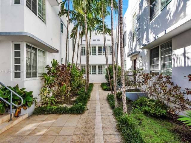 3 of 23 - 1000 Meridian Ave 15, Miami Beach, FL