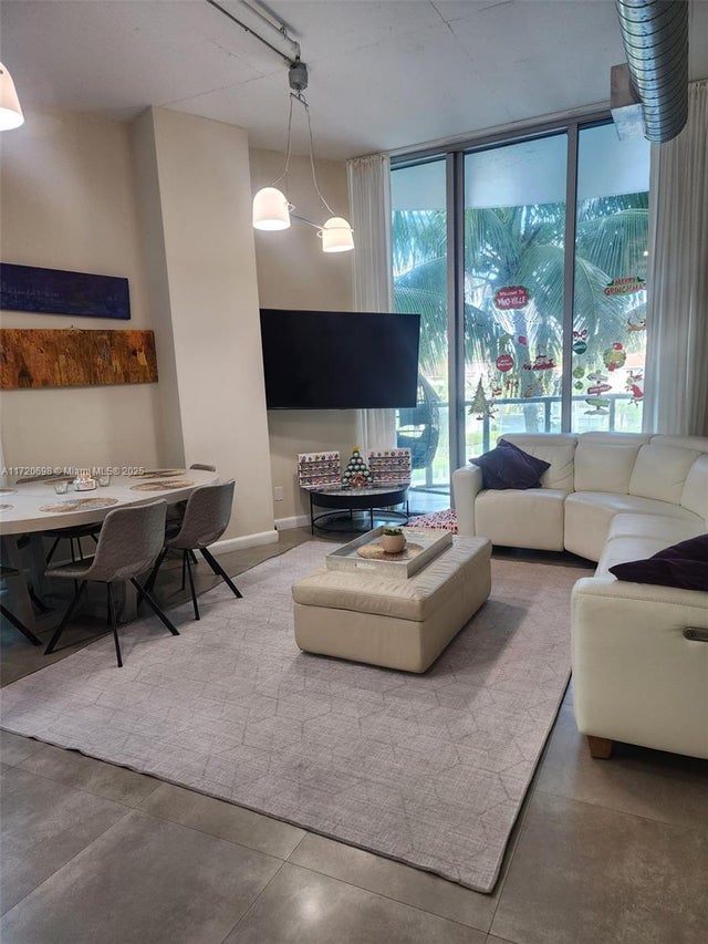 1 of 42 - 3029 Ne 188th St 301, Aventura, FL