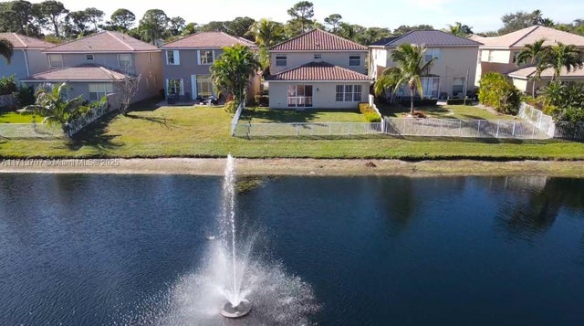 4 of 43 - 1181 W Magnolia Cir, Delray Beach, FL