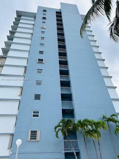 4 of 35 - 1865 79th St Cswy 5o, Miami Beach, FL