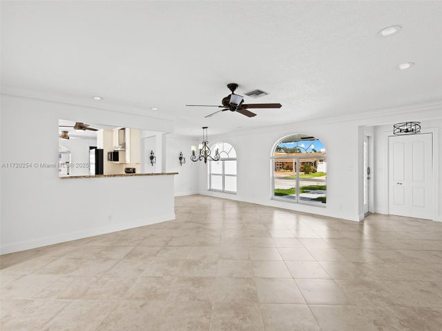 5 of 37 - 6301 Ne 20 Ter, Fort Lauderdale, FL