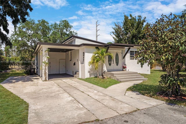 3 of 39 - 571 Raven Ave, Miami Springs, FL