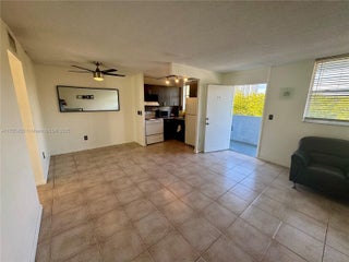 Photo of Listing #A11721456