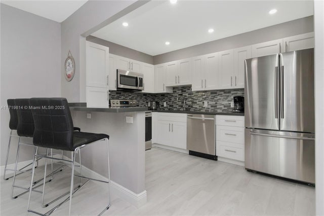 4 of 35 - 19370 Collins Ave 227, Sunny Isles Beach, FL