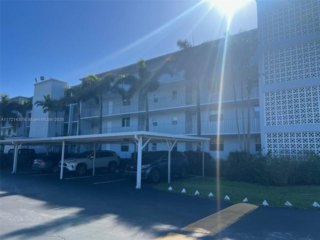 5 of 20 - 689 Ne 6th Ct 108, Boynton Beach, FL