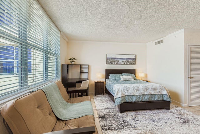 2 of 21 - 2501 S Ocean Dr 1032, Hollywood, FL