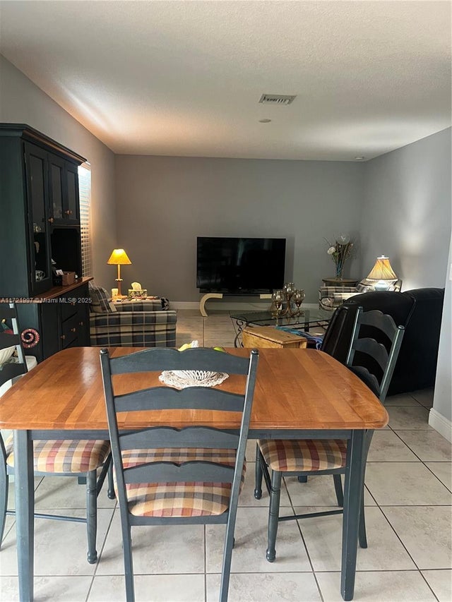 4 of 19 - 9313 Portside Dr, Fort Pierce, FL