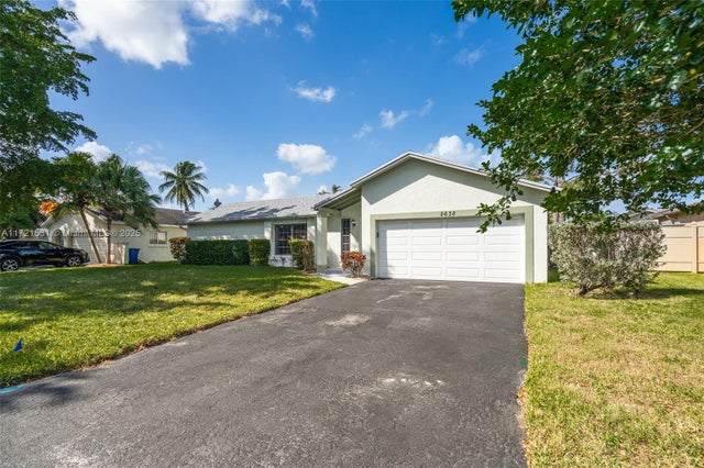 1 of 52 - 2638 Nw 98 Way, Coral Springs, FL