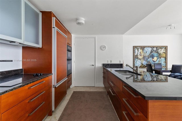 4 of 11 - 1830 S Ocean Dr 4507, Hallandale Beach, FL