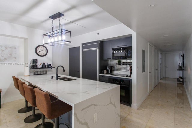 5 of 36 - 1830 S Ocean Dr 1712, Hallandale Beach, FL