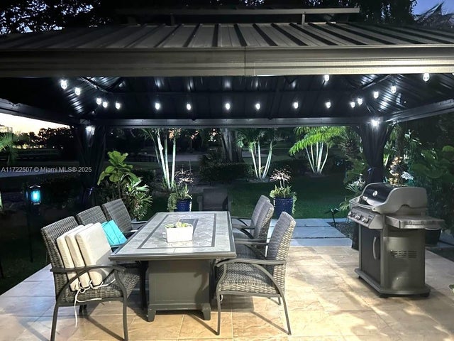 1 of 35 - 20246 Ne 34th Ct 46, Aventura, FL