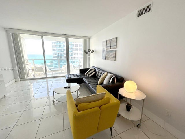 4 of 31 - 5151 Collins Ave 926, Miami Beach, FL