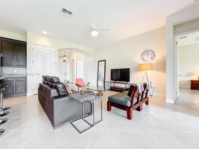 5 of 33 - 2857 Bellarosa Cir, Royal Palm Beach, FL