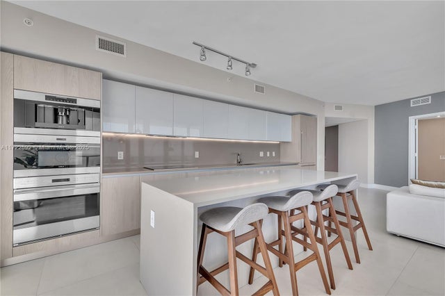5 of 31 - 4111 S Ocean Dr 3601, Hollywood, FL