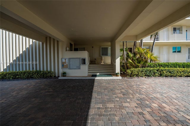 4 of 45 - 350 Beach Rd 204, Tequesta, FL