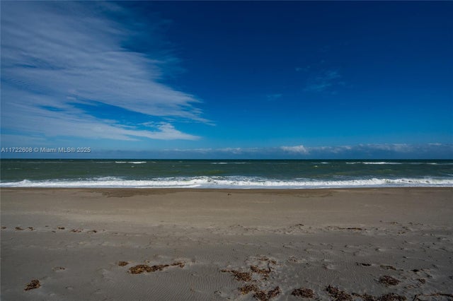 5 of 45 - 350 Beach Rd 204, Tequesta, FL