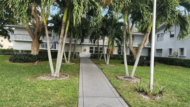 2 of 41 - 564 Durham T 564, Deerfield Beach, FL