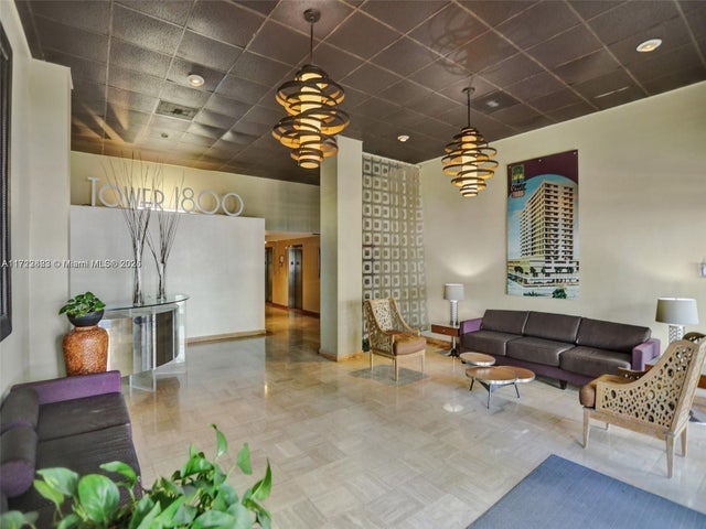 2 of 9 - 1800 Collins Ave 8b, Miami Beach, FL