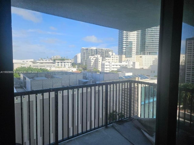 4 of 9 - 1800 Collins Ave 8b, Miami Beach, FL