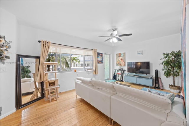 4 of 33 - 1840 James Ave 8, Miami Beach, FL