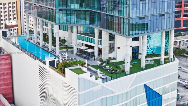 398 Ne 5th St 3209, Miami