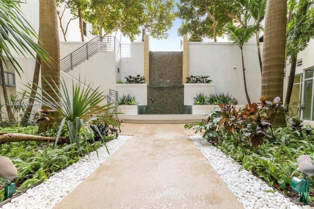 4 of 28 - 1830 Radius Dr 516, Hollywood, FL