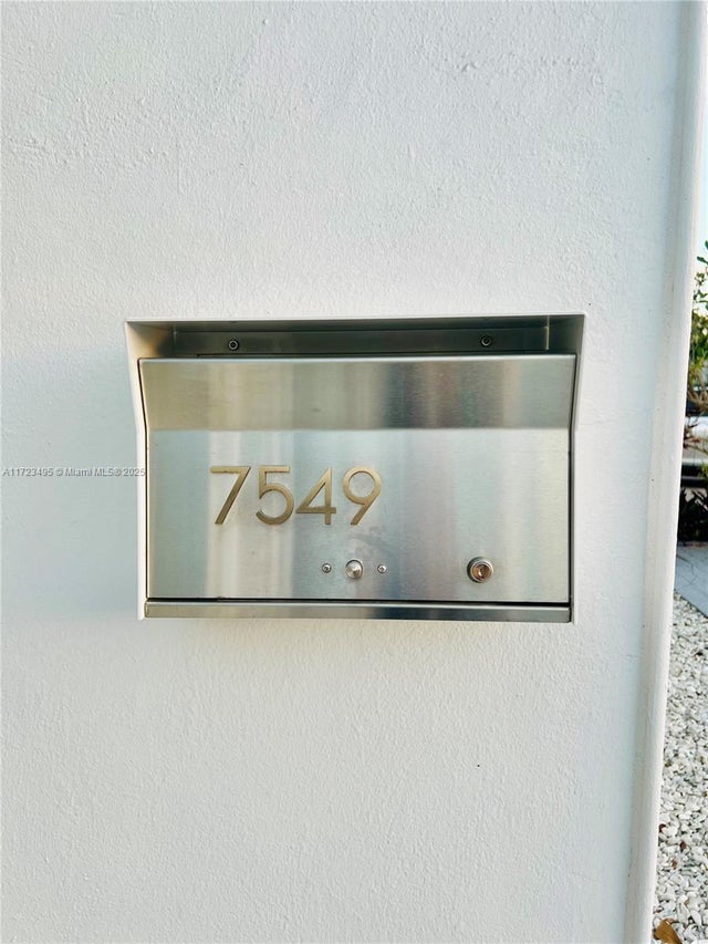 4 of 88 - 7549 Adventure Ave, North Bay Village, FL