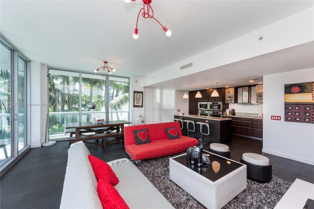 4 of 19 - 3801 Collins Ave Th-4, Miami Beach, FL