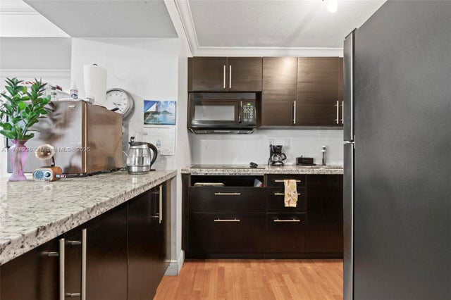 5 of 23 - 10755 Sw 108th Ave 301, Miami, FL