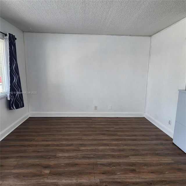 5 of 19 - 1400 Ne 54th St 106, Fort Lauderdale, FL