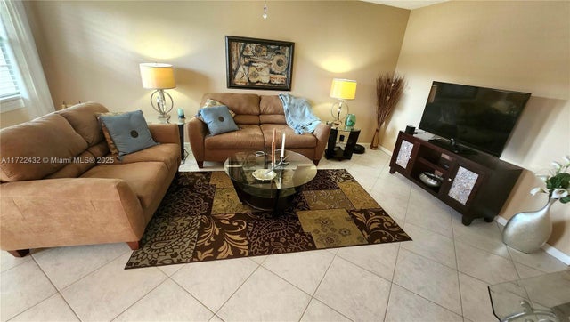 3 of 41 - 1076 Newport Q 1076, Deerfield Beach, FL