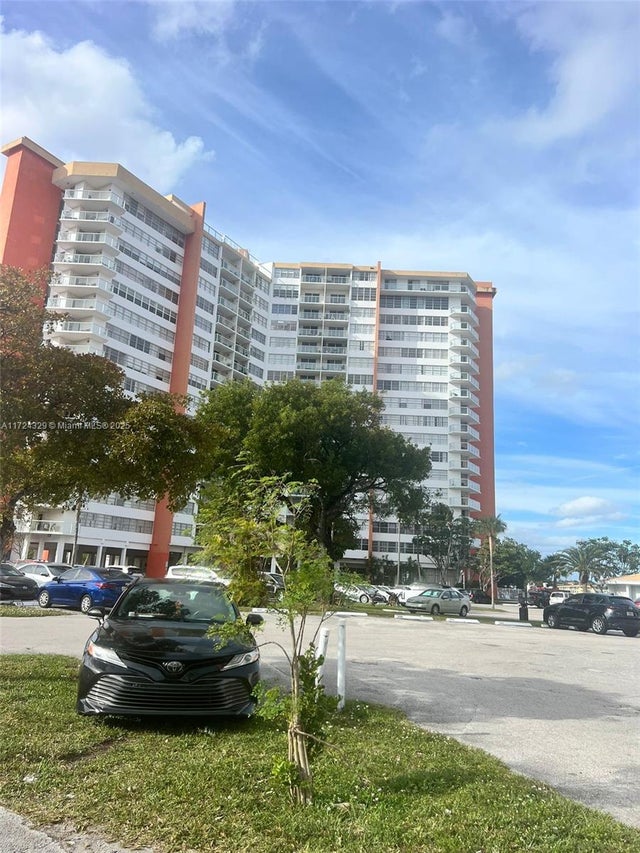 2 of 15 - 1301 Ne Miami Gardens Dr 321w, Miami, FL