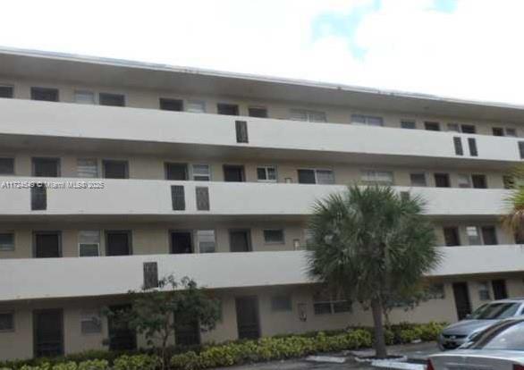 1 of 3 - 1690 Ne 191st St 315-1, Miami, FL