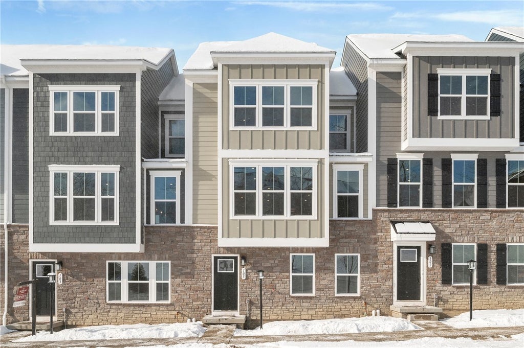 105 Breckenridge Court, Cranberry