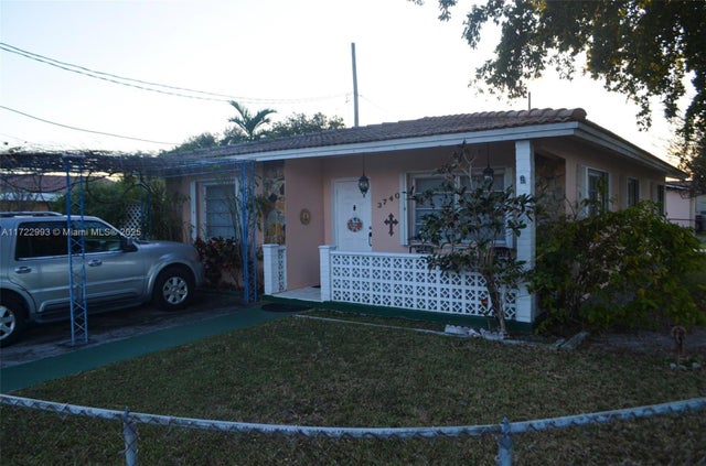 1 of 18 - 3740 W 5th Ct, Hialeah, FL