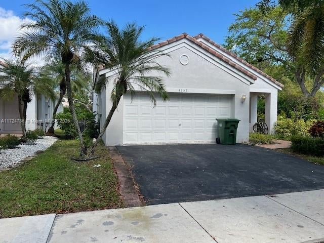 2 of 75 - 4357 Magnolia Ridge Dr, Weston, FL