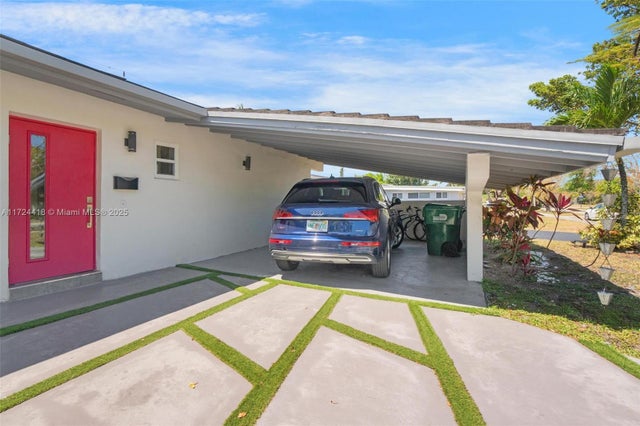 2 of 39 - 15100 Sw 89th Ct, Palmetto Bay, FL