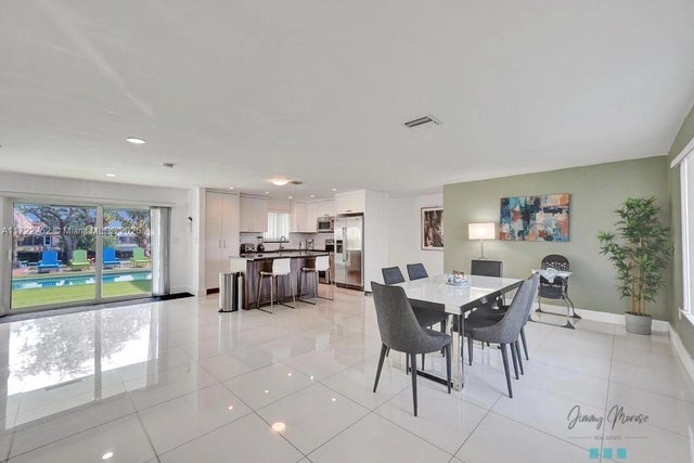 4 of 74 - 410 Sw 18th, Pompano Beach, FL