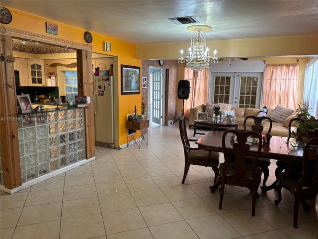 3 of 13 - 8471 Nw 16th St, Pembroke Pines, FL