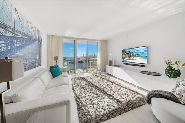 4 of 41 - 90 Alton Rd 3010, Miami Beach, FL