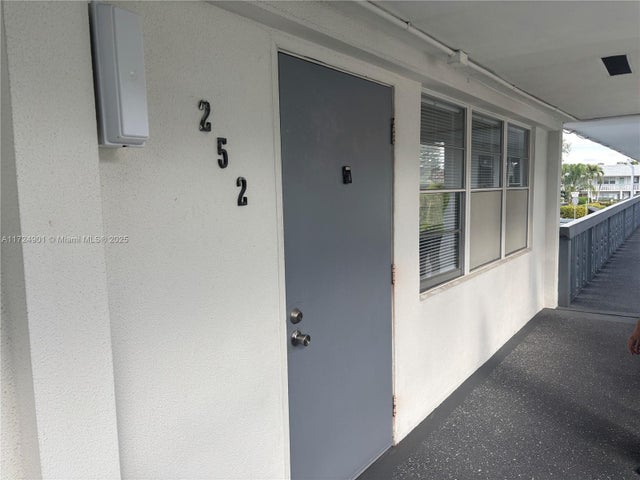 2 of 20 - 252 Oakridge O 252, Deerfield Beach, FL