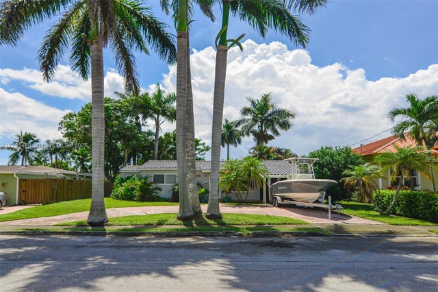 3 of 39 - 1208 Guava Isle, Fort Lauderdale, FL