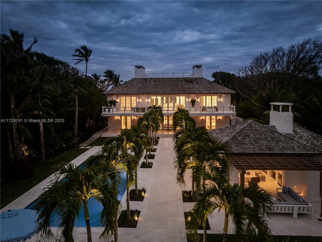 4 of 72 - 402 S Beach Rd, Jupiter Island, FL