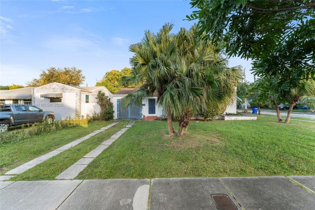 1 of 18 - 4101 Nw 11th Ct, Miami, FL
