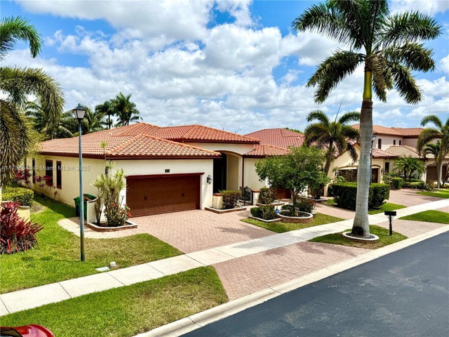 1 of 49 - 8771 Nw 41st St, Cooper City, FL