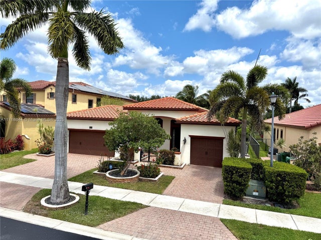 3 of 49 - 8771 Nw 41st St, Cooper City, FL
