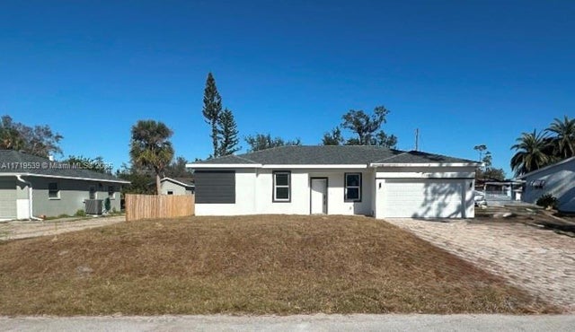 1 of 10 - 21068 Exmore Ave, Port Charlotte, FL