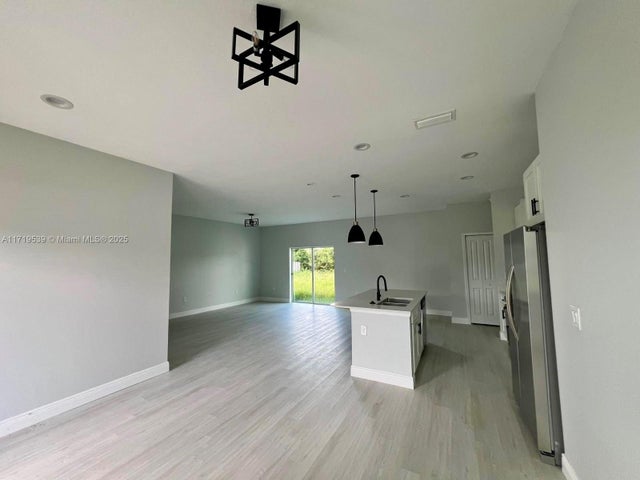 4 of 10 - 21068 Exmore Ave, Port Charlotte, FL