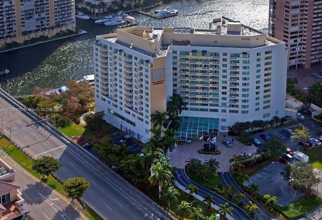 2 of 36 - N/A, Fort Lauderdale, FL